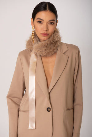 Collo ecopelliccia con nastro Siste's