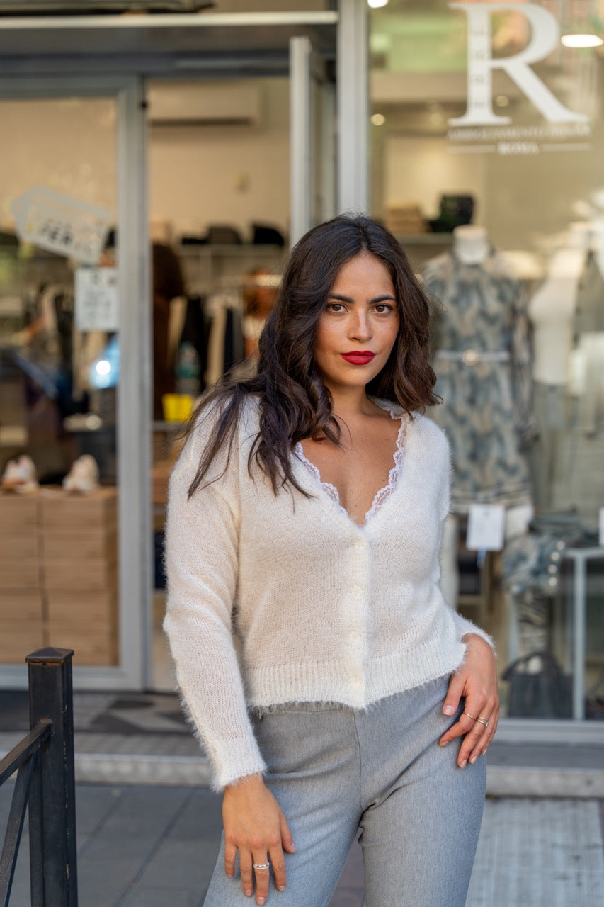 Giacchina con pizzo sullo scollo  No-Nà