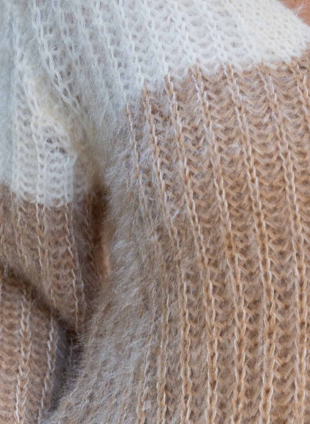 Maglia  bicolore con collo sceso No-Nà